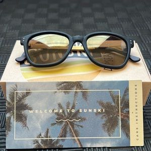 Sunski glasses